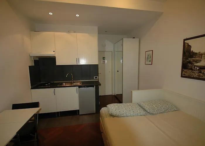Giulio Caesar Tatil Evi Roma